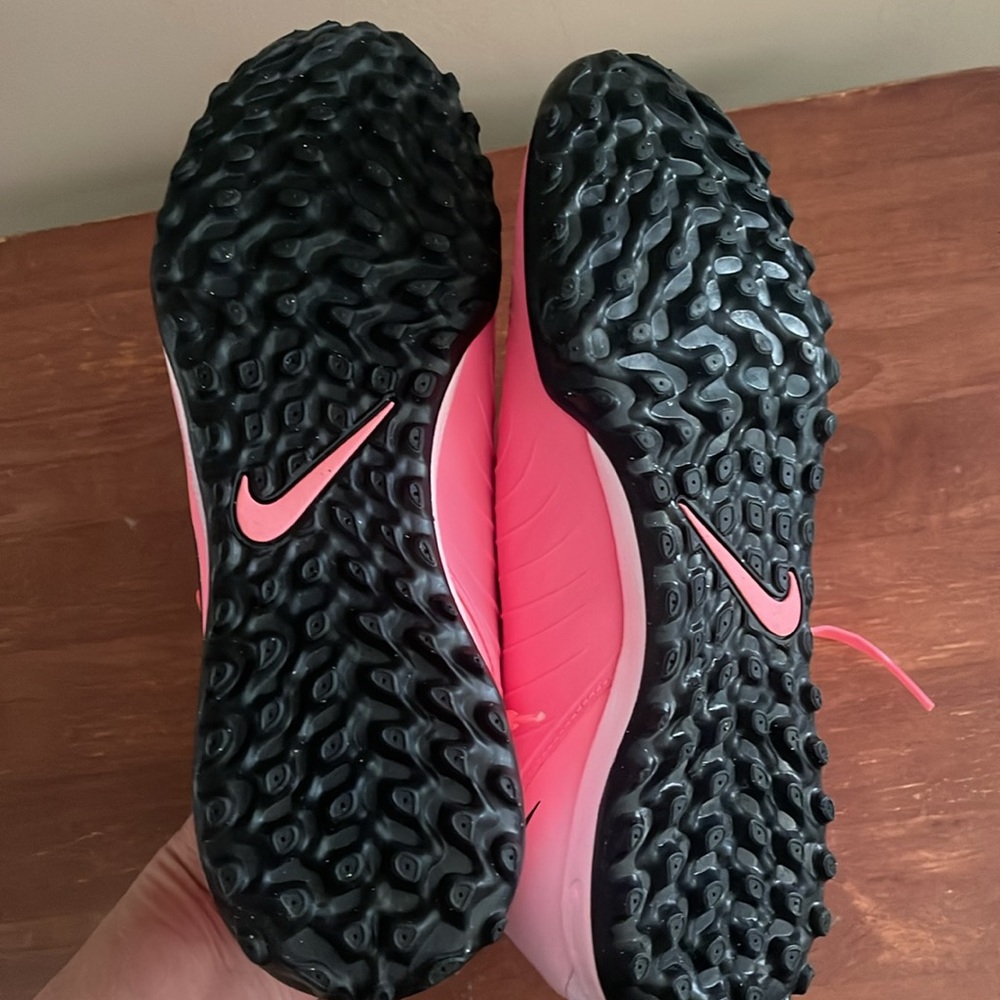 NIKE Phantom Luna II Academy Women's Soccer Cleats NEW Size 7.5,11.5 PINK - Picture 5 of 6